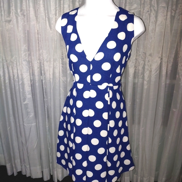 Xtaran Dresses & Skirts - RETRO STYLE Polka dot dress. Size M